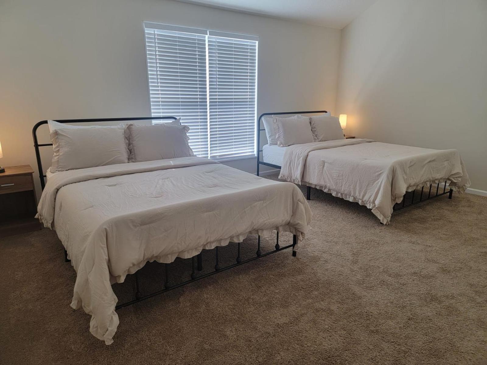 Charming 4br New With Garage Parking
